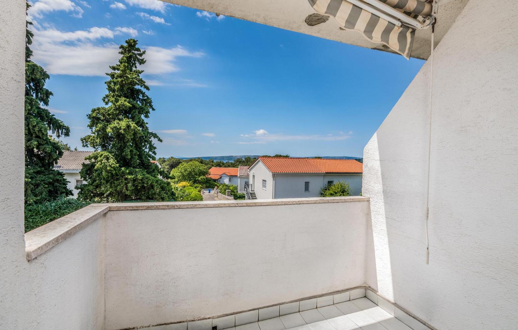 Amazing Apartment In Krk With Kitchen Krk Town Zewnętrze zdjęcie