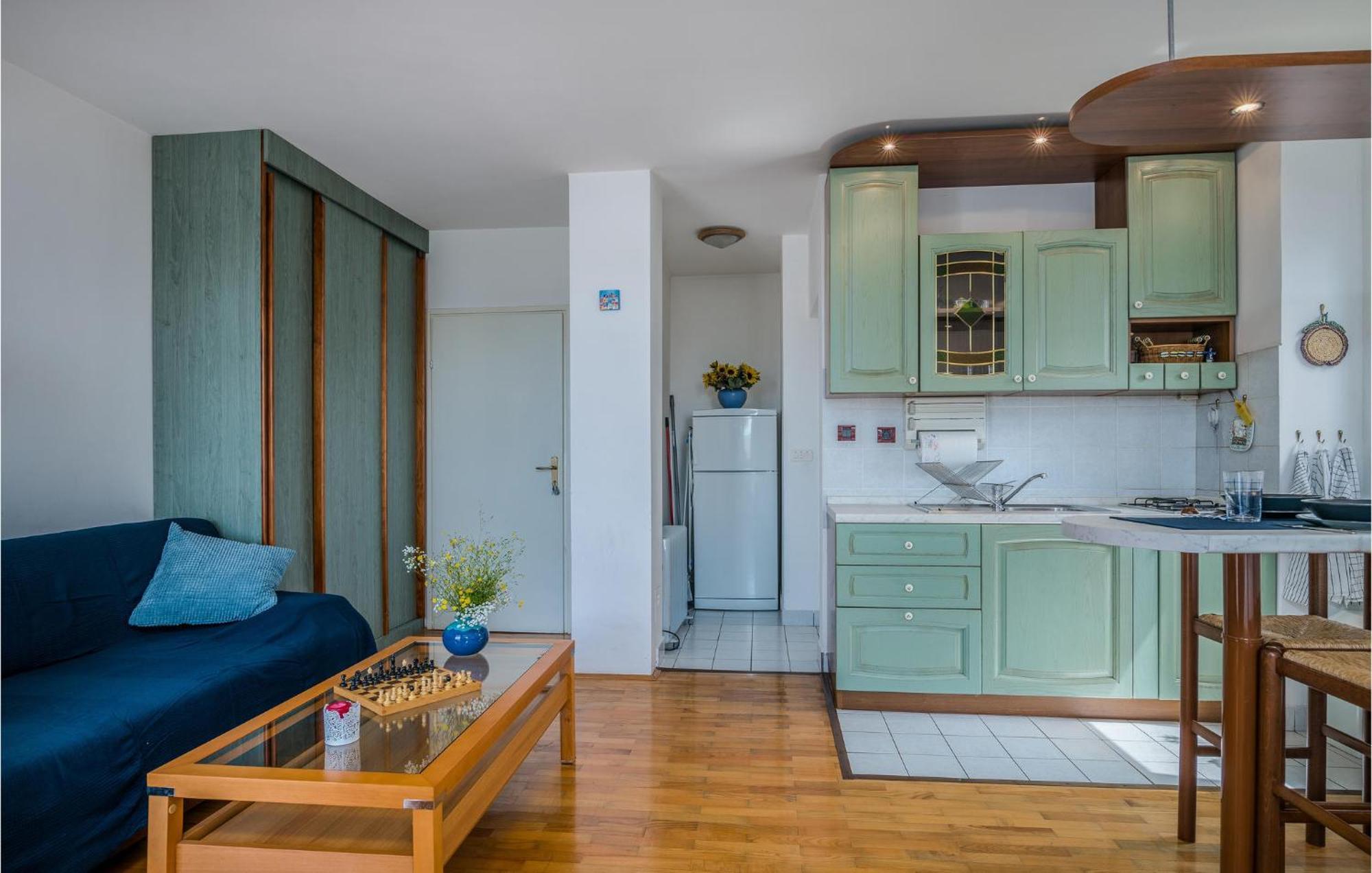 Amazing Apartment In Krk With Kitchen Krk Town Zewnętrze zdjęcie