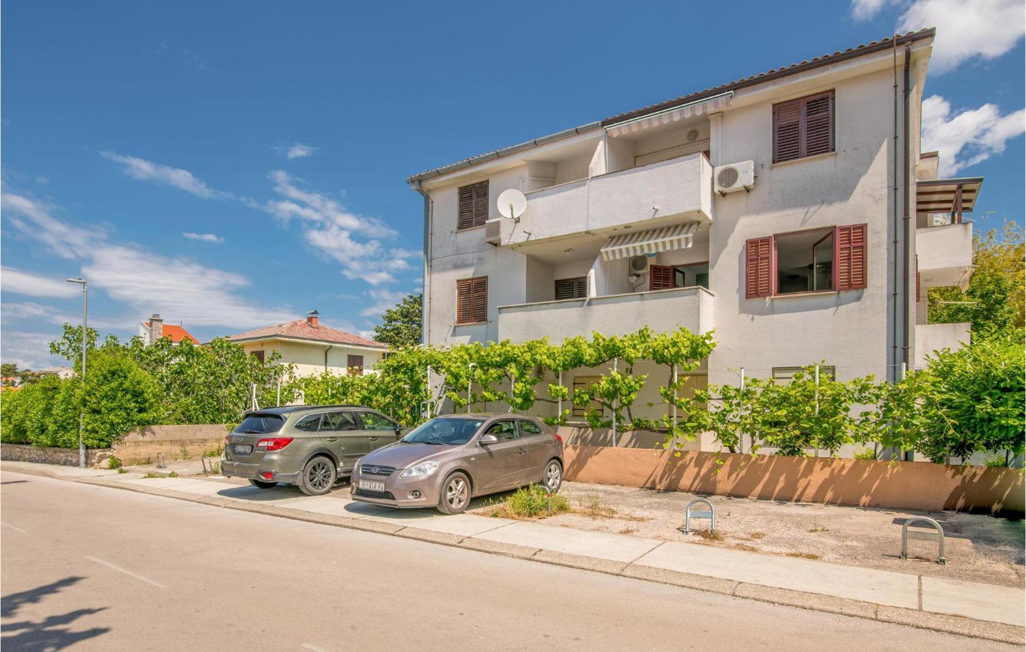 Amazing Apartment In Krk With Kitchen Krk Town Zewnętrze zdjęcie