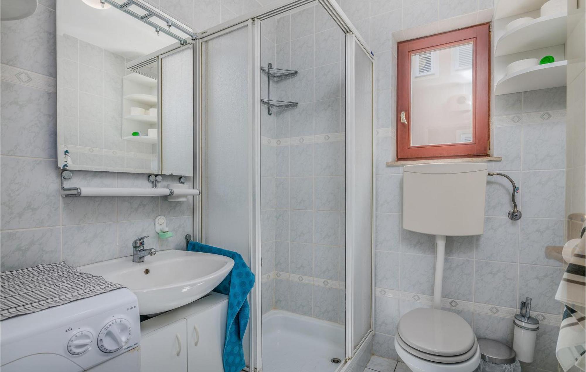 Amazing Apartment In Krk With Kitchen Krk Town Zewnętrze zdjęcie